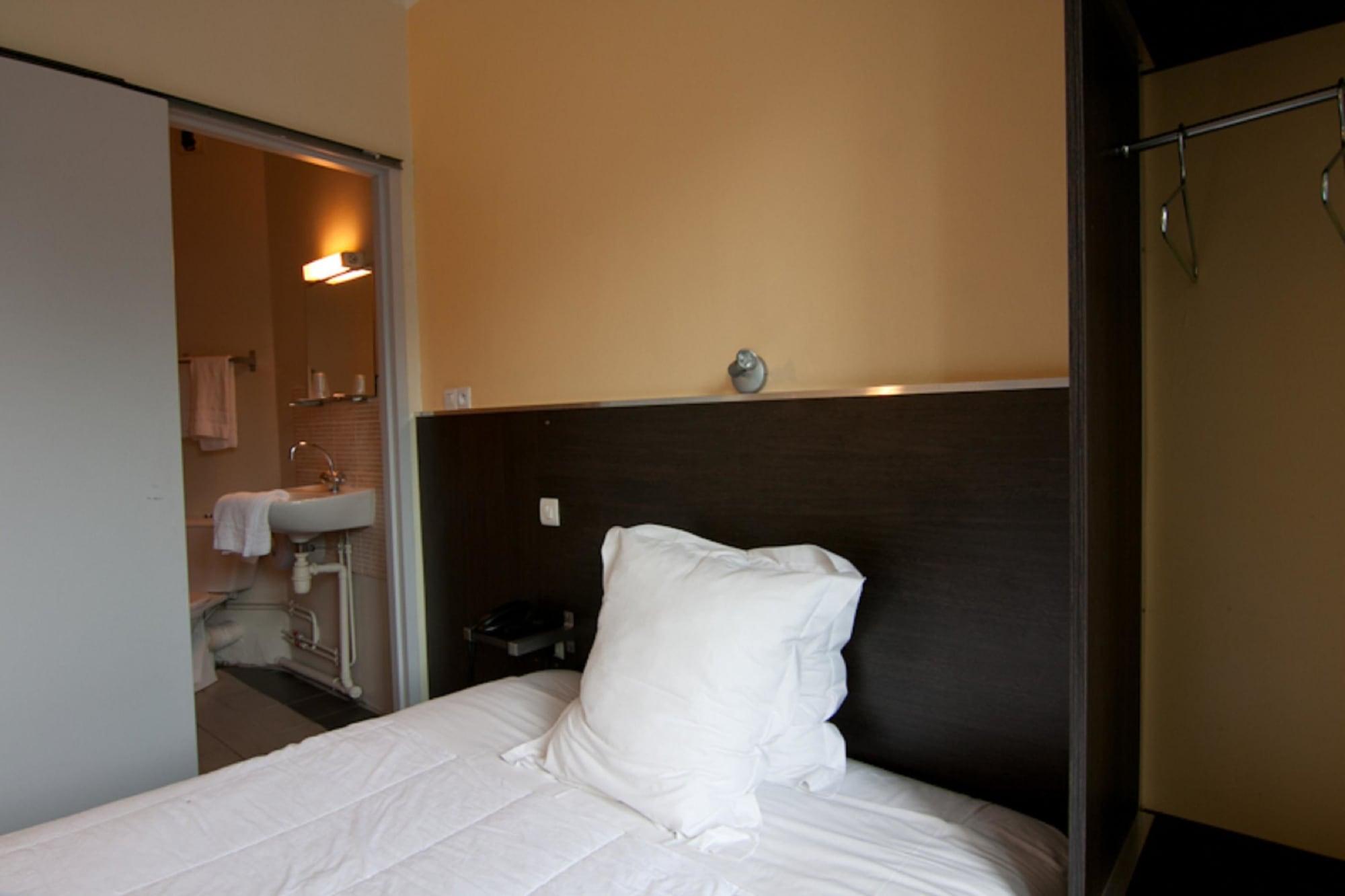 ליל Hotel De Londres מראה חיצוני תמונה